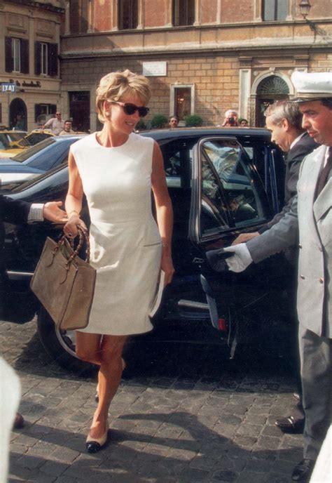 Princess Diana’s Favorite Gucci Bag Is Back—Shop it Now 